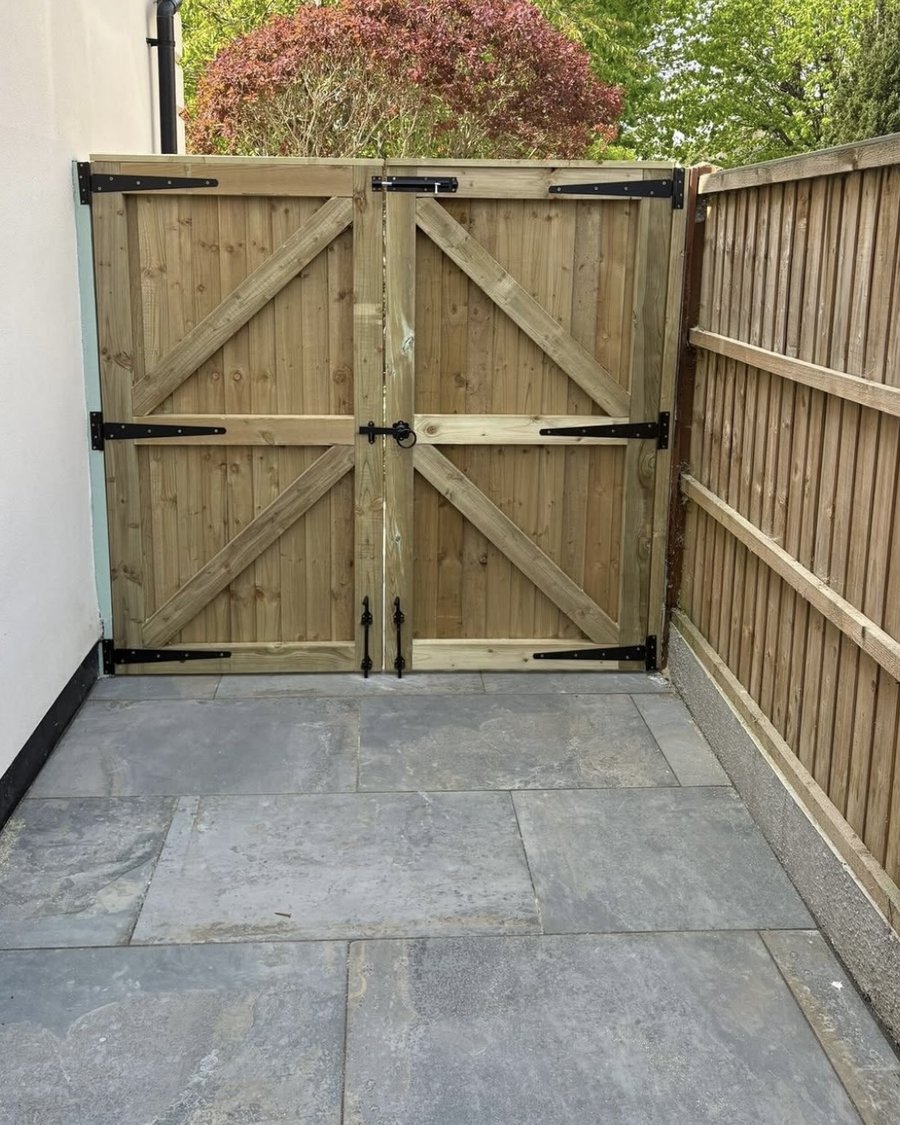 Bespoke ledge-and-brace timber gate